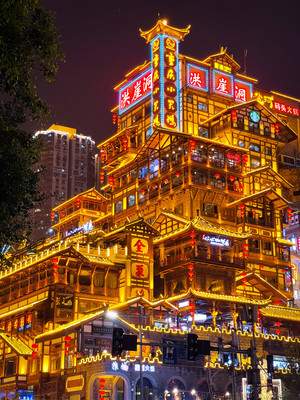 金色洪崖洞。拍攝于重慶地區(qū)洪崖洞!